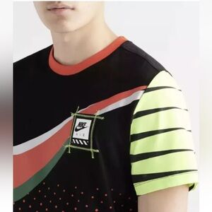Nike Men’s NSW Gel Retro Future Tee Black Sz Medium CJ6995-010